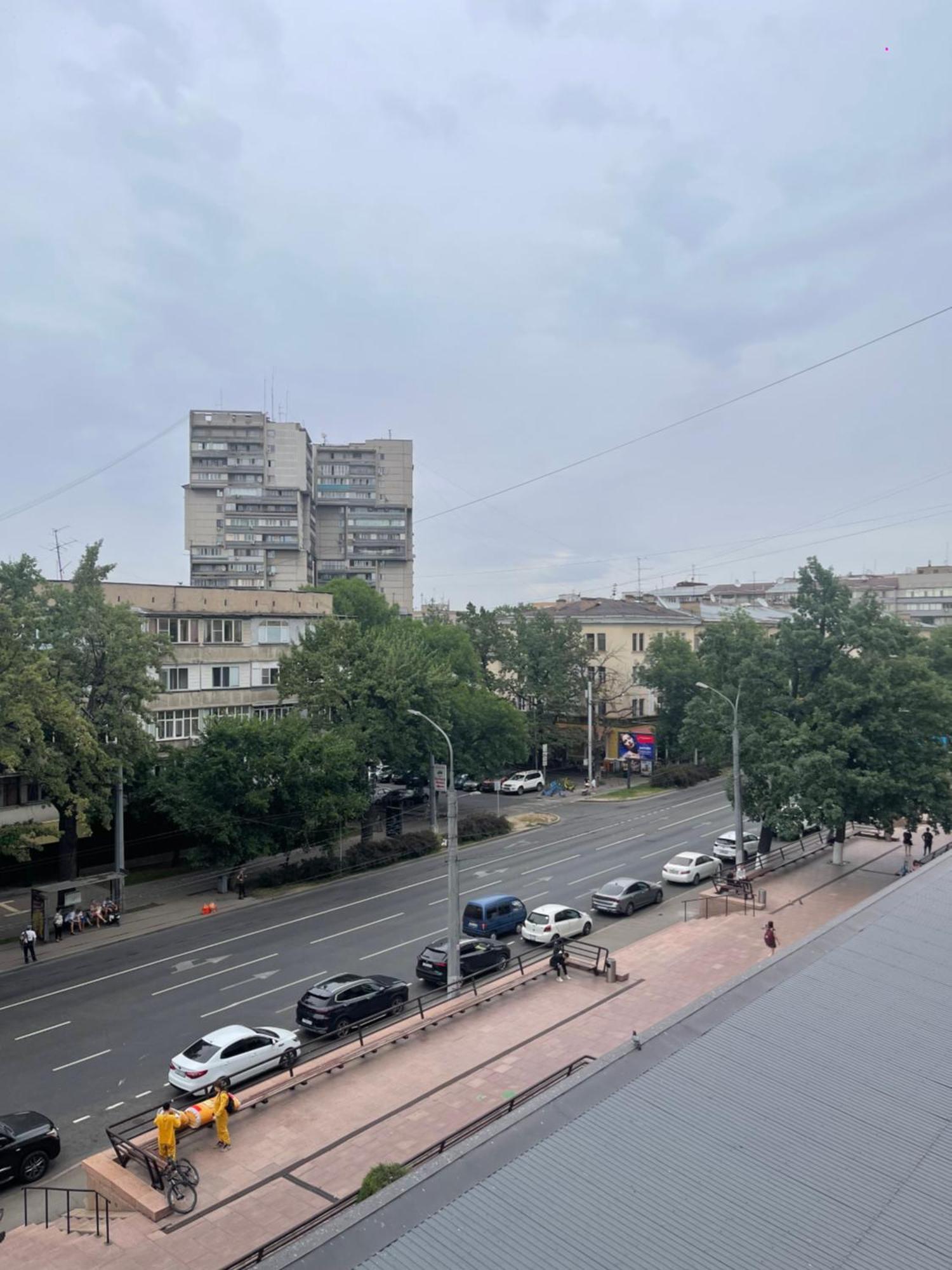 Двухкомнатная Квартира На Арбате アルマトイ エクステリア 写真